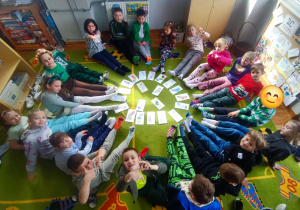 Dzień Kolorowej Skarpetki w klasach 1-3.