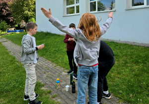 Projekt ,,Klasa w terenie'' w klasach drugich.