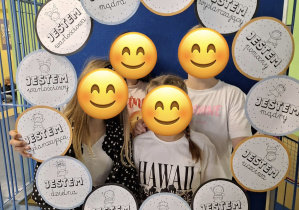 Międzynarodowy Dzień Kropki w klasach starszych.